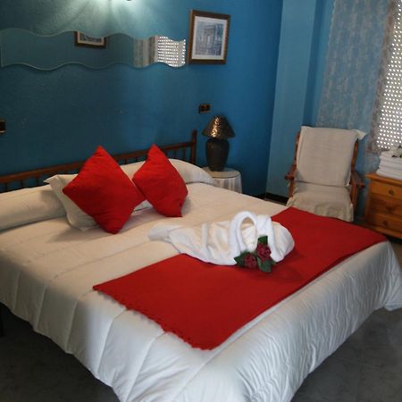 Hotel Vazquez Diaz Nerva Luaran gambar