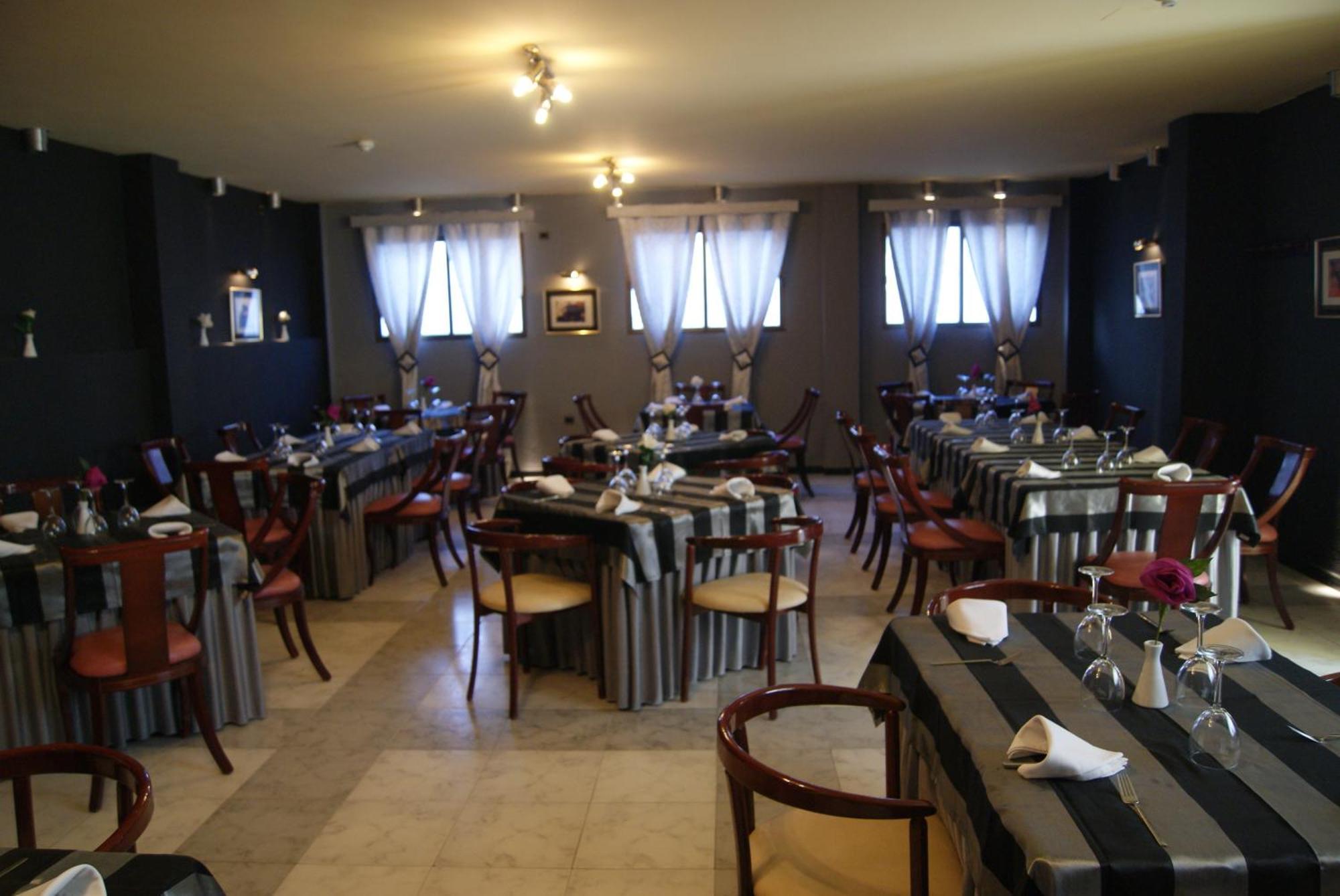 Hotel Vazquez Diaz Nerva Luaran gambar